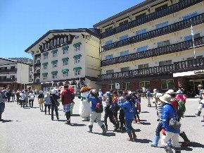 05.jpg